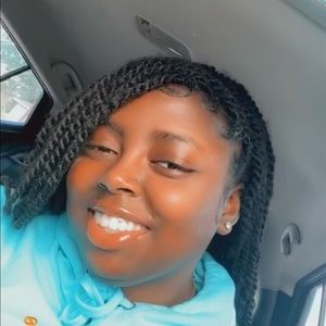 Meet your Posher, Bethany